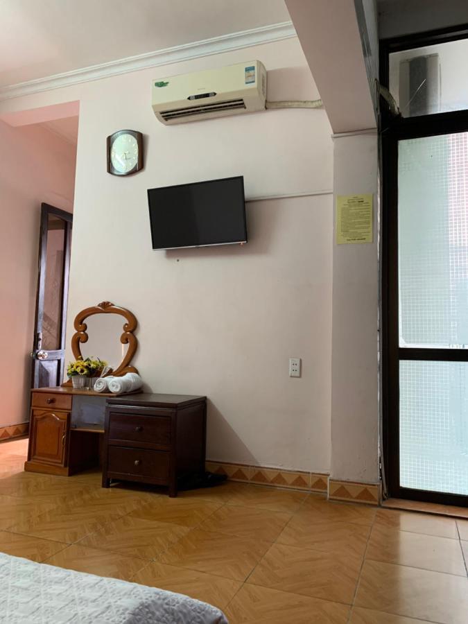 Discovery Travel Homestay Ha Long Exteriör bild